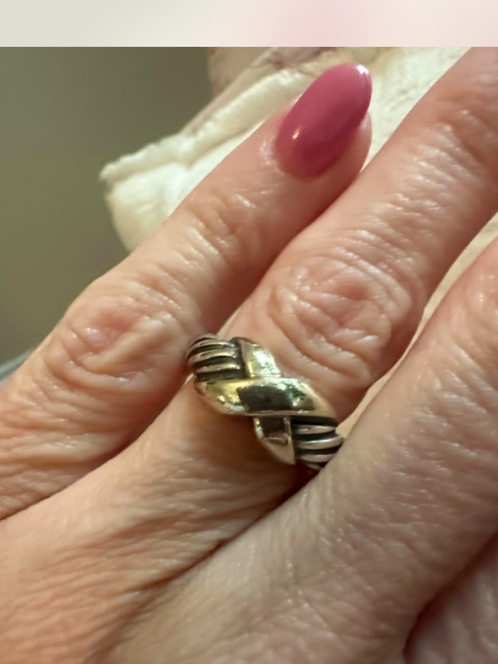 100% Authentic Rare David Yurman Two-Tone Twisted Cable Ring in Silver and Gold - Picture 8 of 16